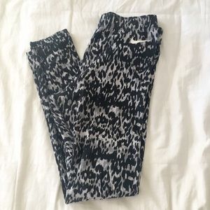 Nike Leopard Print Leggings